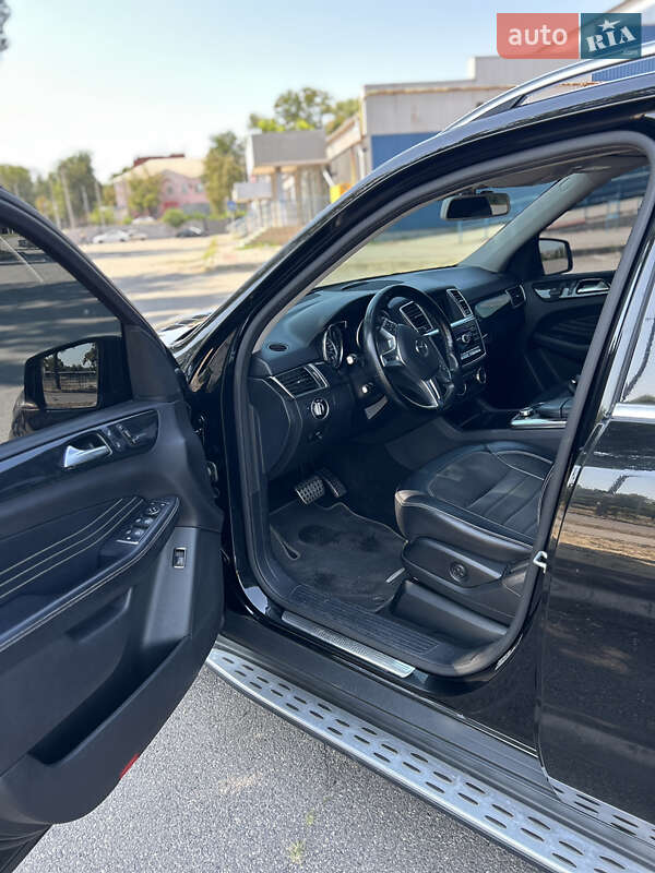 Внедорожник / Кроссовер Mercedes-Benz M-Class 2014 в Запорожье
