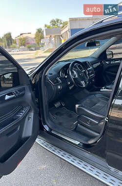 Внедорожник / Кроссовер Mercedes-Benz M-Class 2014 в 
