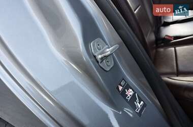Внедорожник / Кроссовер Mercedes-Benz M-Class 2012 в 
