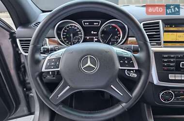 Внедорожник / Кроссовер Mercedes-Benz M-Class 2012 в 