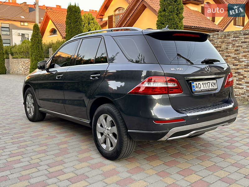 Внедорожник / Кроссовер Mercedes-Benz M-Class 2015 в Ужгороде