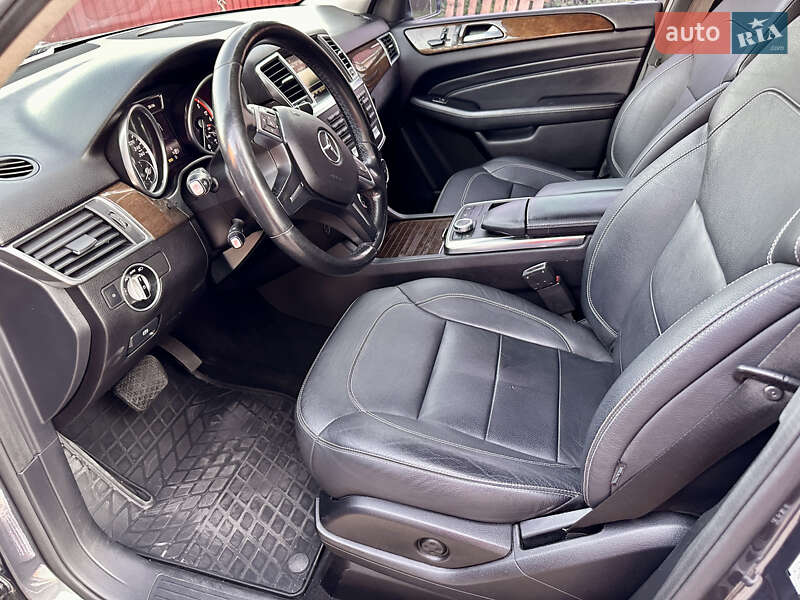 Внедорожник / Кроссовер Mercedes-Benz M-Class 2015 в Ужгороде