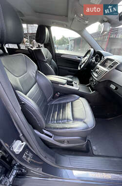 Внедорожник / Кроссовер Mercedes-Benz M-Class 2013 в 