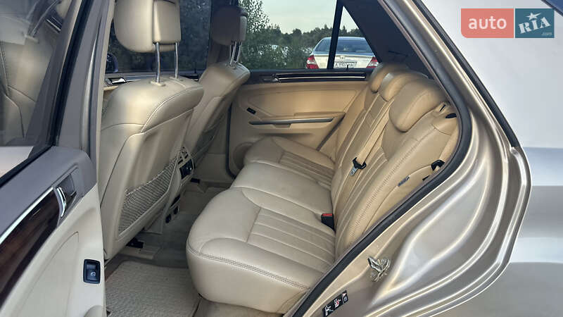 Внедорожник / Кроссовер Mercedes-Benz M-Class 2006 в Киеве