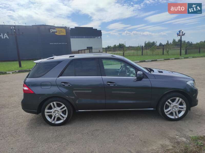 Позашляховик / Кросовер Mercedes-Benz M-Class 2013 в Калуші