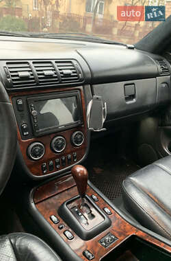 Внедорожник / Кроссовер Mercedes-Benz M-Class 2001 в 