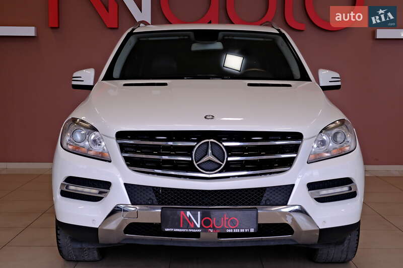 Позашляховик / Кросовер Mercedes-Benz M-Class 2012 в Одесі