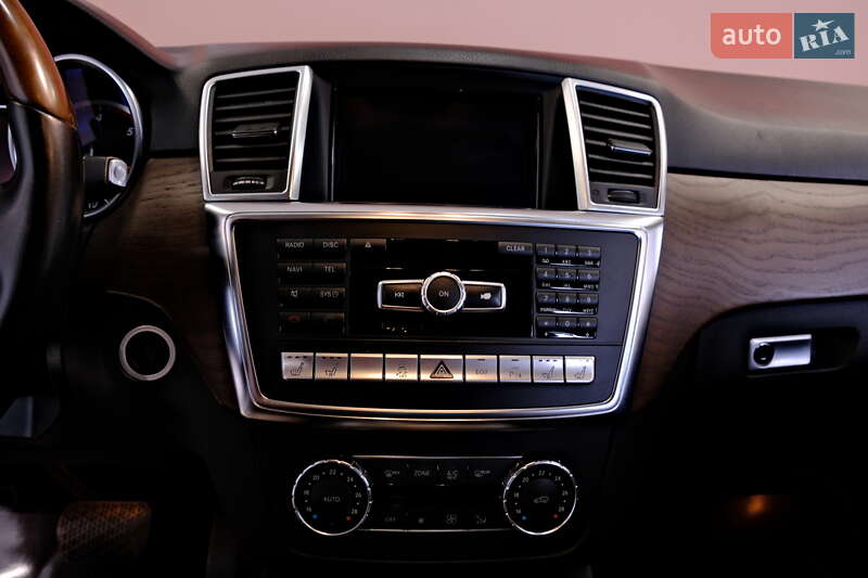 Позашляховик / Кросовер Mercedes-Benz M-Class 2012 в Одесі