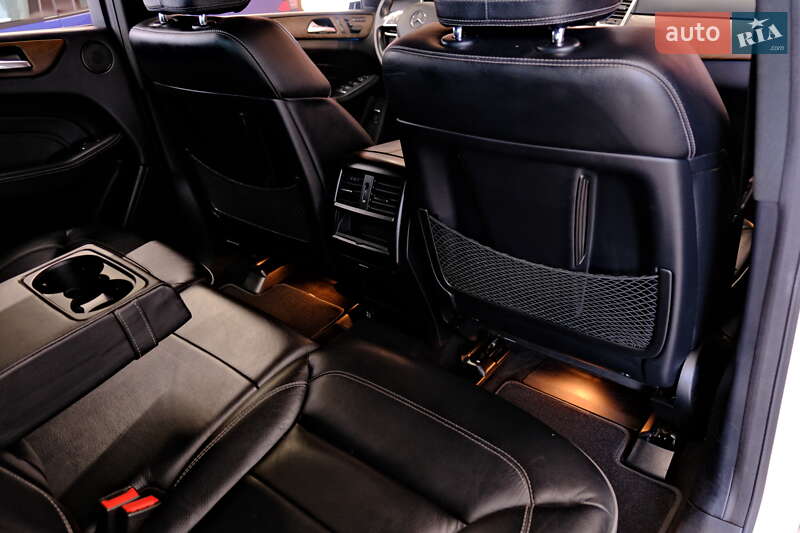 Позашляховик / Кросовер Mercedes-Benz M-Class 2012 в Одесі