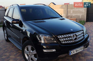 Позашляховик / Кросовер Mercedes-Benz M-Class 2005 в Києві