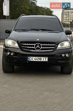 Внедорожник / Кроссовер Mercedes-Benz M-Class 2007 в 