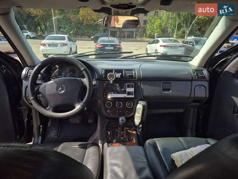 Внедорожник / Кроссовер Mercedes-Benz M-Class 2003 в Кривом Роге
