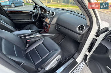 Внедорожник / Кроссовер Mercedes-Benz M-Class 2009 в 