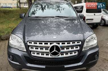 Внедорожник / Кроссовер Mercedes-Benz M-Class 2011 в Дрогобыче