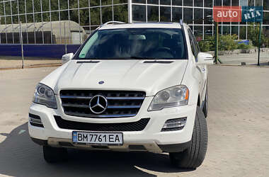 Внедорожник / Кроссовер Mercedes-Benz M-Class 2011 в 