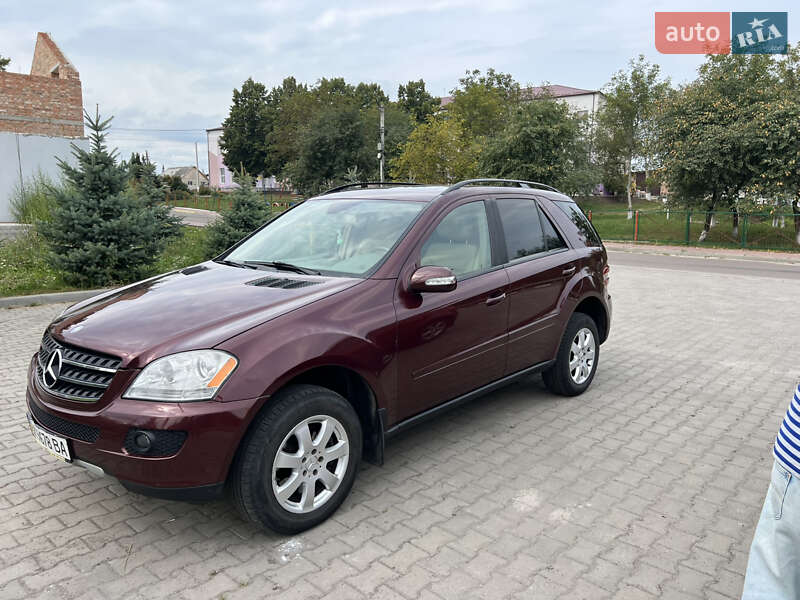 Внедорожник / Кроссовер Mercedes-Benz M-Class 2007 в 