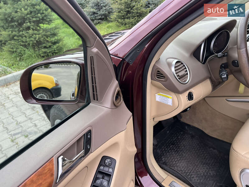 Внедорожник / Кроссовер Mercedes-Benz M-Class 2007 в Ровно