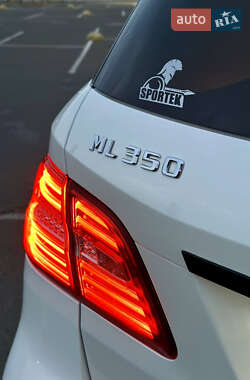 Внедорожник / Кроссовер Mercedes-Benz M-Class 2012 в 