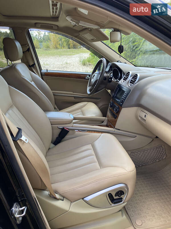 Внедорожник / Кроссовер Mercedes-Benz M-Class 2008 в Киеве