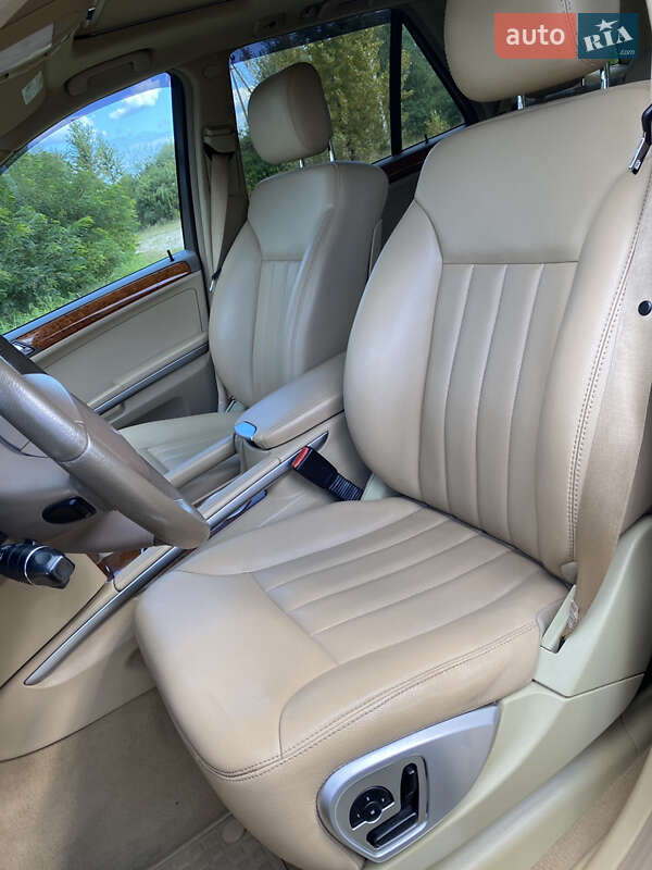 Внедорожник / Кроссовер Mercedes-Benz M-Class 2008 в Киеве