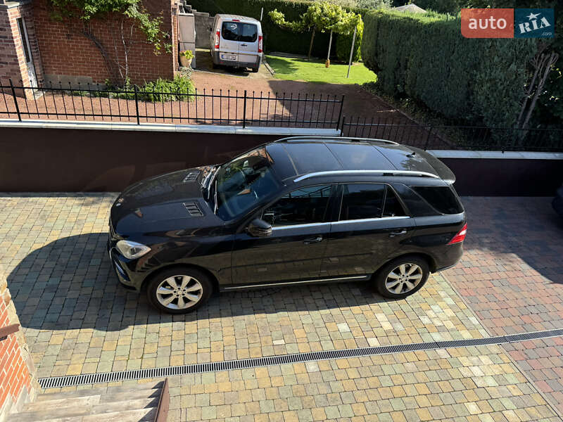 Mercedes-Benz M-Class 2014