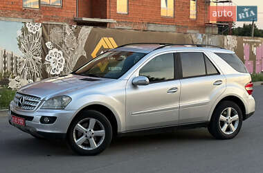 Внедорожник / Кроссовер Mercedes-Benz M-Class 2005 в 