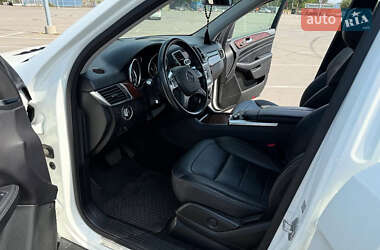 Внедорожник / Кроссовер Mercedes-Benz M-Class 2015 в 