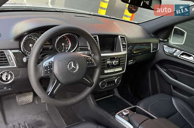 Внедорожник / Кроссовер Mercedes-Benz M-Class 2014 в 