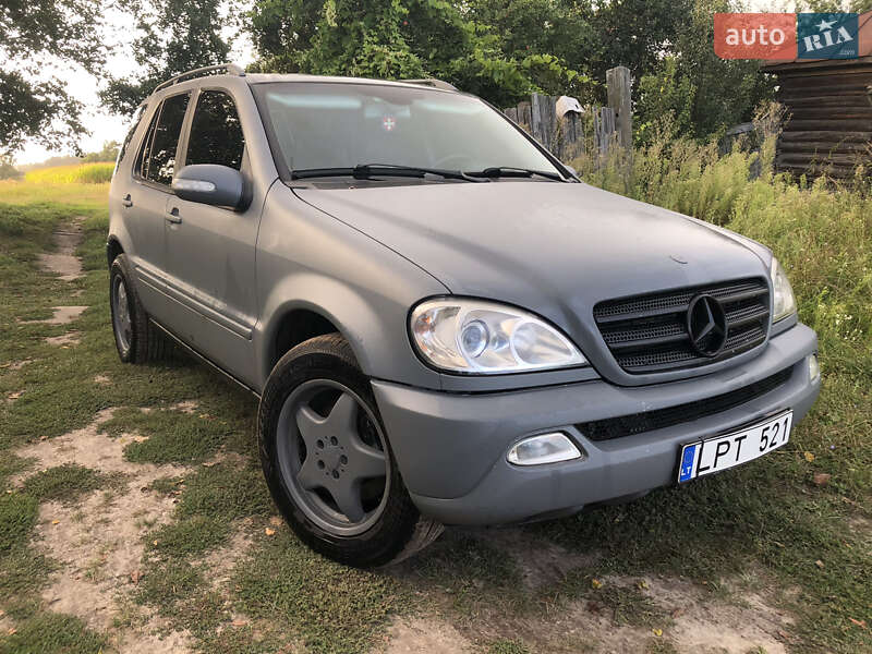Позашляховик / Кросовер Mercedes-Benz M-Class 2002 в Шостці