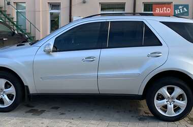 Внедорожник / Кроссовер Mercedes-Benz M-Class 2006 в 