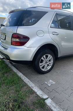 Внедорожник / Кроссовер Mercedes-Benz M-Class 2007 в 