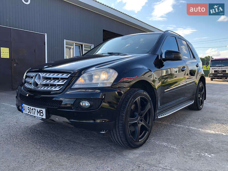 Внедорожник / Кроссовер Mercedes-Benz M-Class 2006 в 