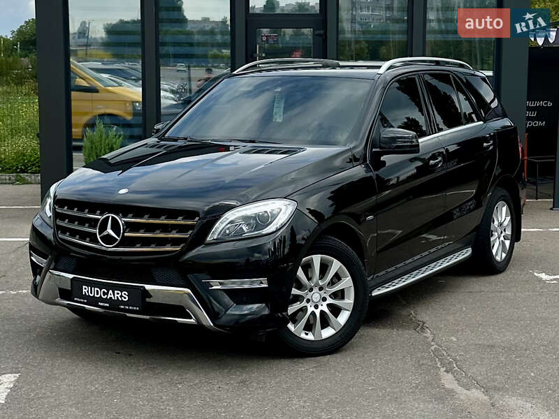 Mercedes-Benz M-Class 2012
