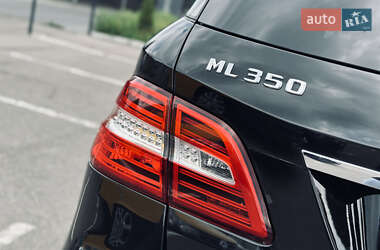 Позашляховик / Кросовер Mercedes-Benz M-Class 2012 в 