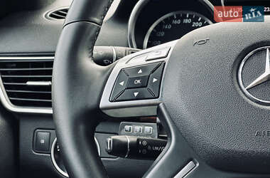 Позашляховик / Кросовер Mercedes-Benz M-Class 2012 в 