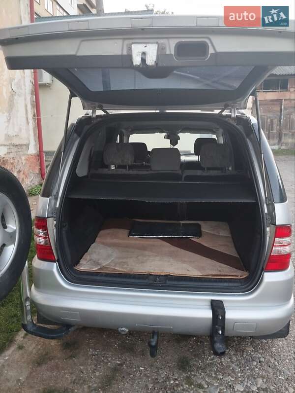 Внедорожник / Кроссовер Mercedes-Benz M-Class 2001 в Заставной