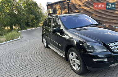 Внедорожник / Кроссовер Mercedes-Benz M-Class 2007 в 