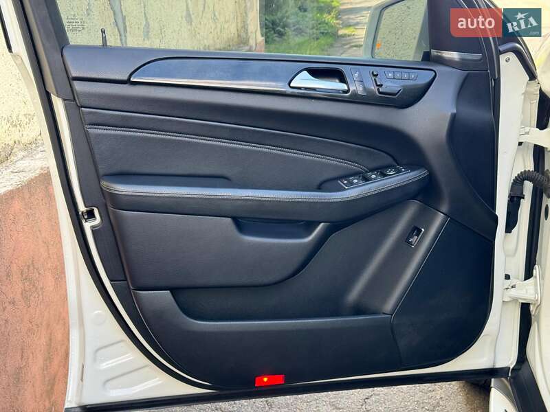 Внедорожник / Кроссовер Mercedes-Benz M-Class 2013 в Виннице