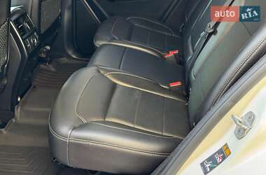Внедорожник / Кроссовер Mercedes-Benz M-Class 2013 в 