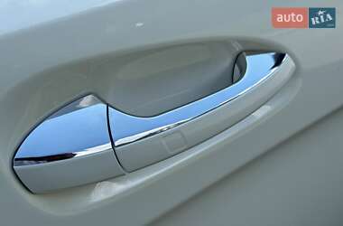 Внедорожник / Кроссовер Mercedes-Benz M-Class 2013 в 