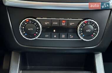 Внедорожник / Кроссовер Mercedes-Benz M-Class 2013 в 