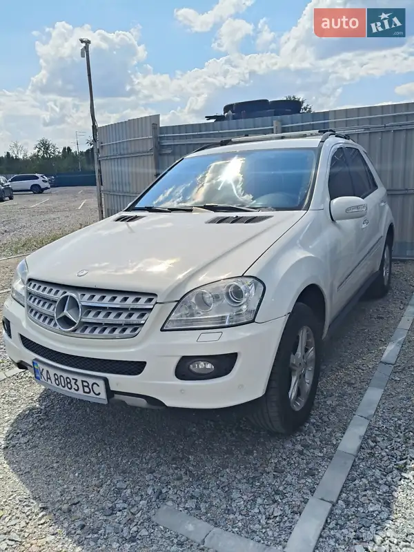 Mercedes-Benz M-Class