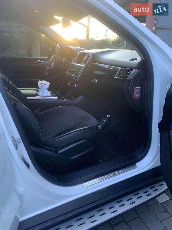 Внедорожник / Кроссовер Mercedes-Benz M-Class 2014 в Тернополе