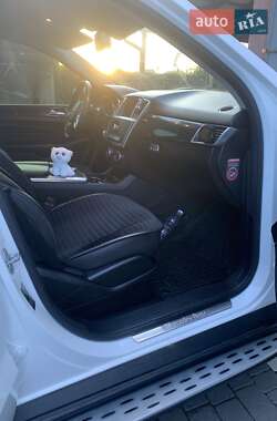 Внедорожник / Кроссовер Mercedes-Benz M-Class 2014 в 