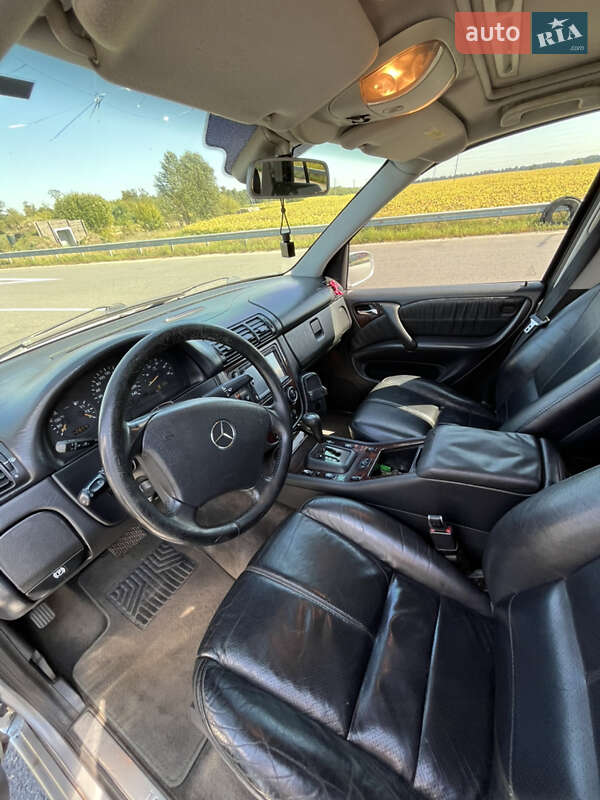 Внедорожник / Кроссовер Mercedes-Benz M-Class 2003 в Шевченково