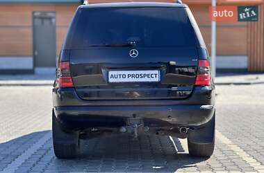 Внедорожник / Кроссовер Mercedes-Benz M-Class 1999 в 