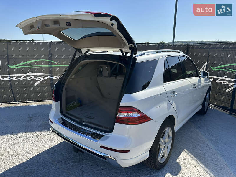 Позашляховик / Кросовер Mercedes-Benz M-Class 2015 в Києві