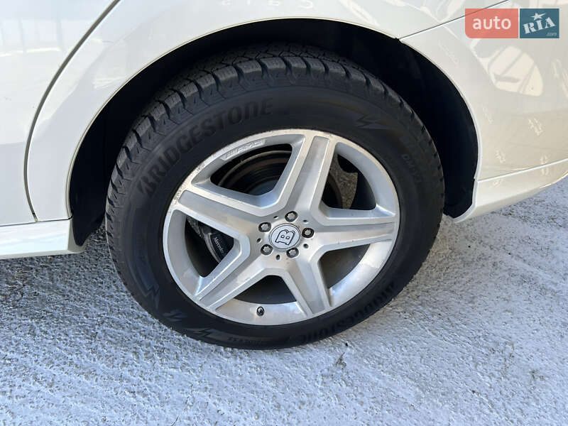 Позашляховик / Кросовер Mercedes-Benz M-Class 2015 в Києві