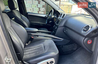 Внедорожник / Кроссовер Mercedes-Benz M-Class 2006 в 