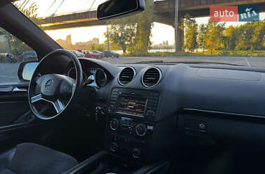 Внедорожник / Кроссовер Mercedes-Benz M-Class 2010 в 